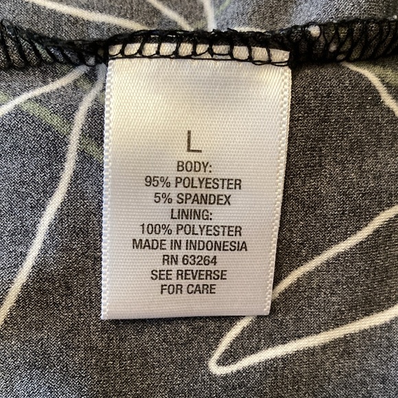 Roz & Ali; Women’s sleeveless black & white; size L; - Picture 5 of 6